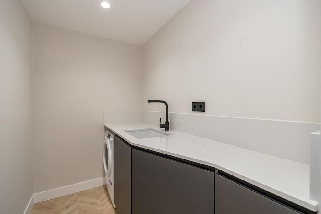Апартаменты Puerta Del Sol 3Br 3Bh Мадрид Экстерьер фото